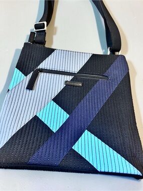 Vera Bradley Navy Turquoise Patchwork Crossbody Purse Quilted Bag